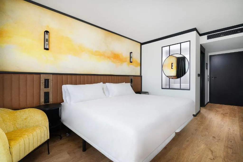 Barceló Warsaw Powiśle - 4-star hotel in Powiśle, river district, Warsaw - photo 1