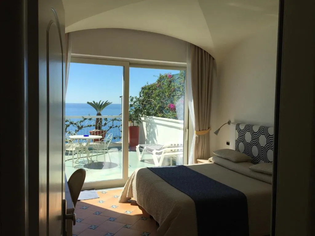 Hotel Bellevue Suite - Hôtel 3 étoiles, Amalfi old town, Amalfi Coast - photo 1