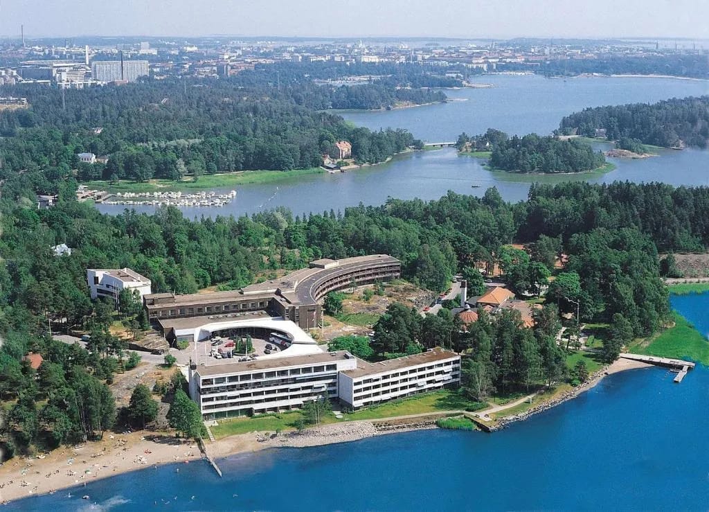 Hilton Helsinki Kalastajatorppa - Hotel de 4 estrellas en Helsinki, Helsinki - photo 1