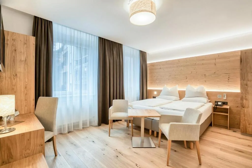 Leipziger Hof Innsbruck - Hotel de 4 estrelas em Pradl (east of city centre), Innsbruck - photo 1