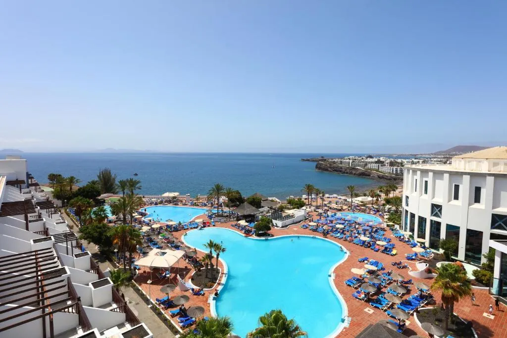Sandos Papagayo - Hotel de 4 estrellas en Playa Blanca, Lanzarote - photo 1